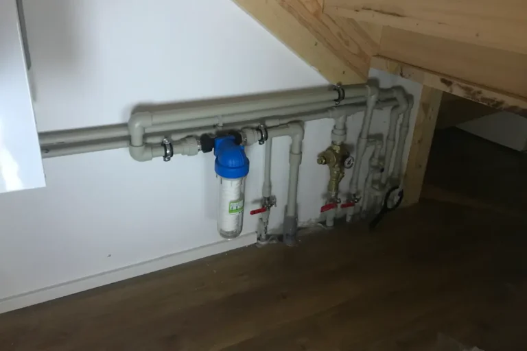 Vodoinstalace s filtrem